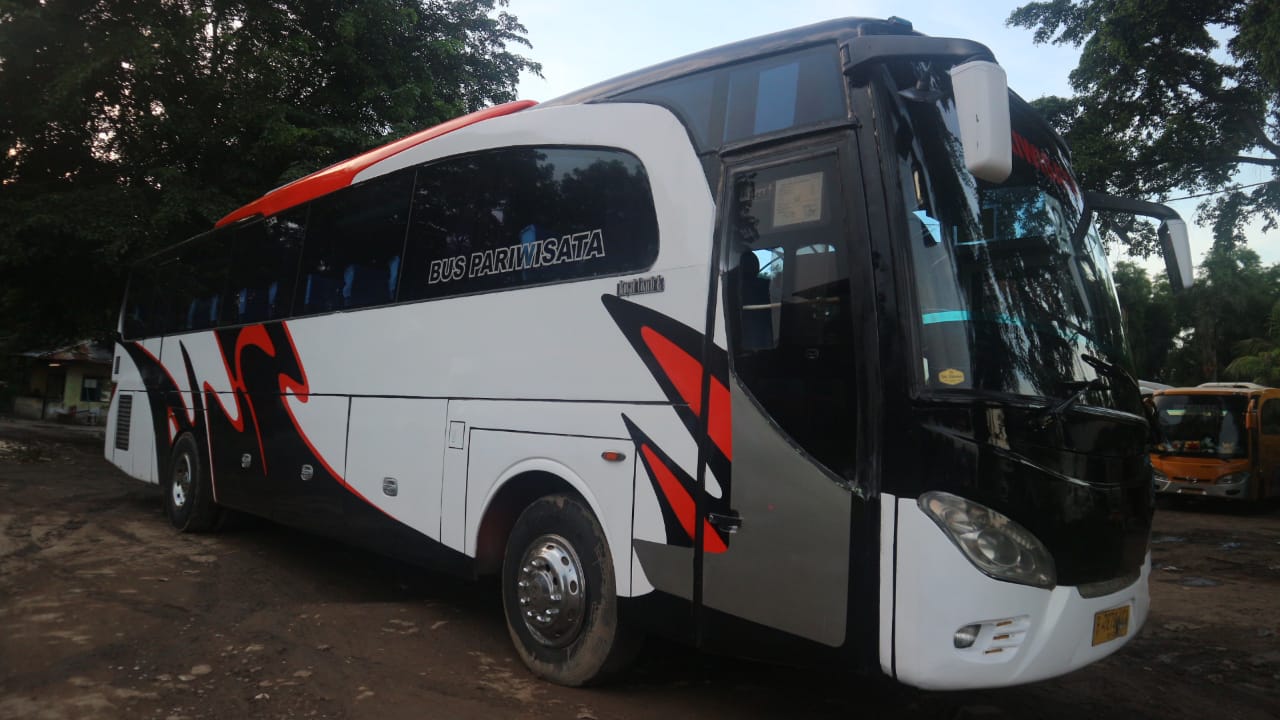 bus besar